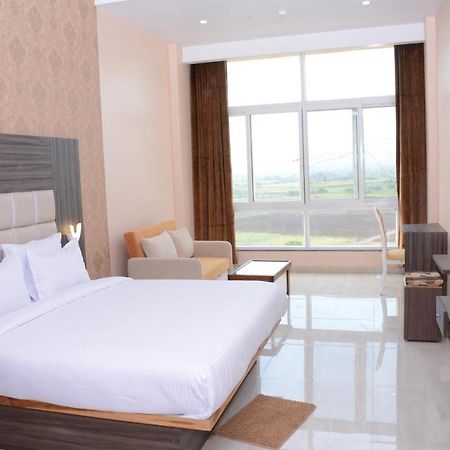 Ratnaa Resort Khamshet Zewnętrze zdjęcie