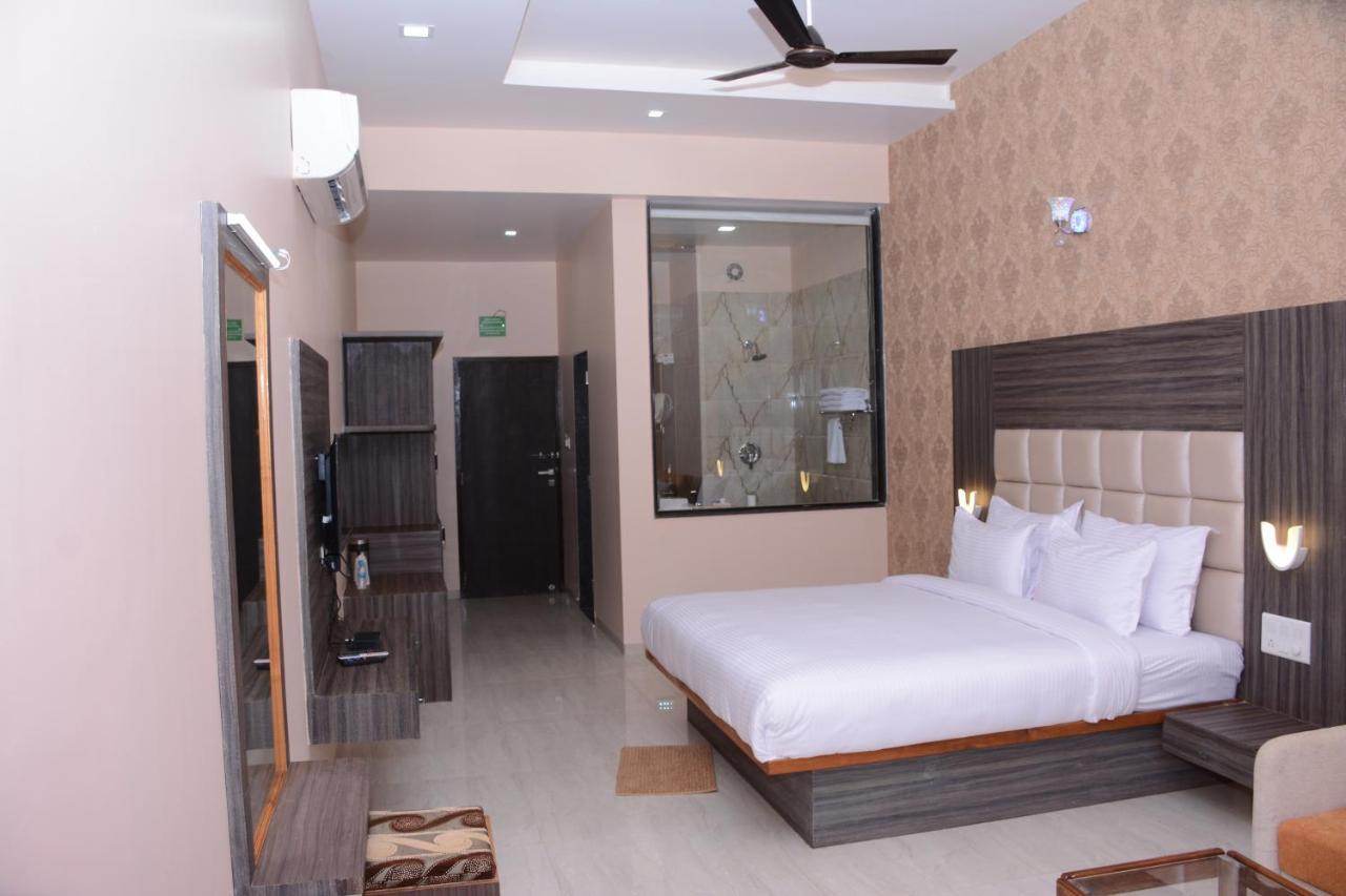 Ratnaa Resort Khamshet Zewnętrze zdjęcie