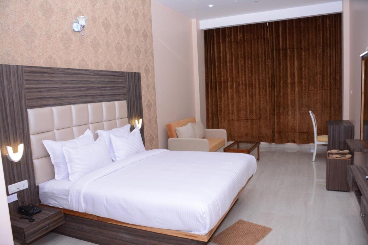 Ratnaa Resort Khamshet Zewnętrze zdjęcie